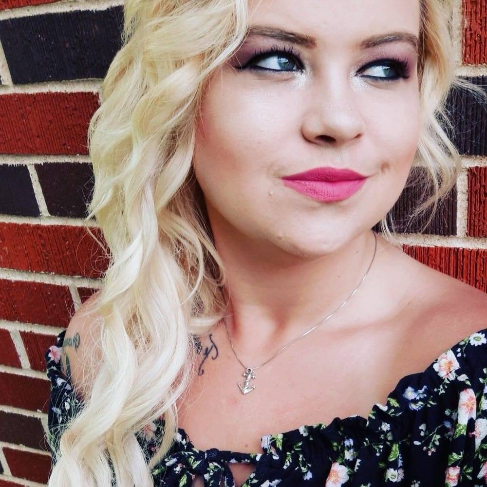 Meet your Posher, Amanda
